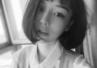 个性签名的经典句子高冷简短(写一个人矮会比较聪明的幽默句子)