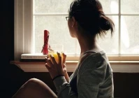 心累心酸的情感句子(50岁男人深夜最无奈心酸的句子)