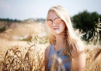 伤感短句扎心语录(有哪些让你看着很扎心的文案)