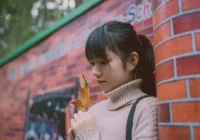 一个人孤独心酸的说说(出门在外靠朋友的感谢句子)