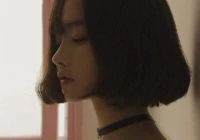 个性签名的经典句子女生(在农村看到不少女人喜欢在脚上系一根红绳)