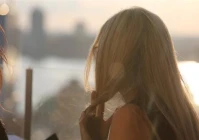 伤感短句8字以内(2021最火伤感文案短句想当年)