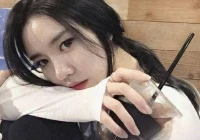 爱情个性说说霸气十足简短(写一首霸气的爱情诗)