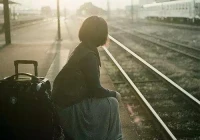 伤感短句扎心十字图片(有哪些一下子就扎进人心的句子推荐)