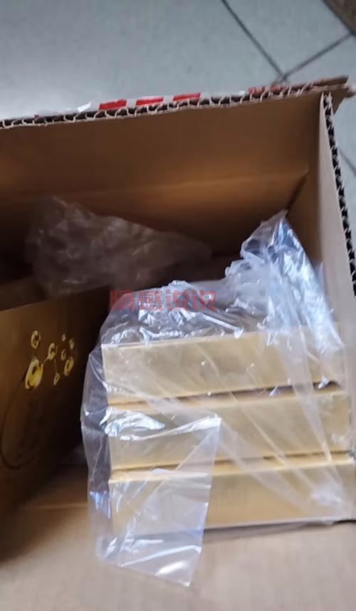 御泥坊紧致提拉面膜，轻松告别松弛细纹