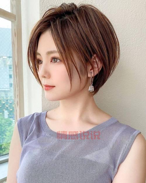 40岁女人短发发型图片，展现优雅魅力！