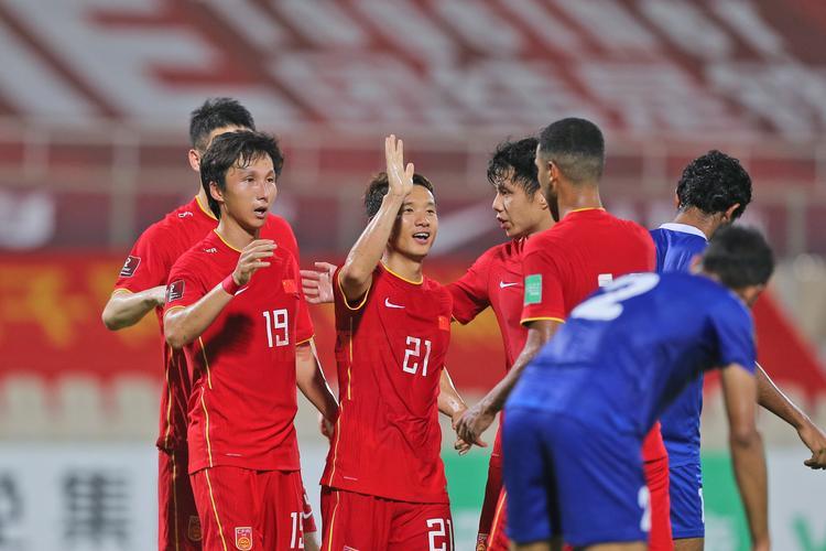 中国U16男足大胜马尔代夫！三连胜战绩傲视预选赛C组