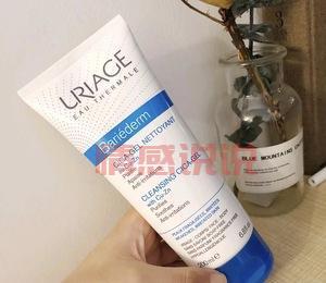 依泉舒缓洁肤啫喱200ml：温和修复清洁，适合敏感肌使用