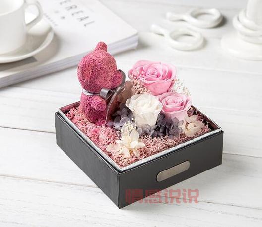 送女生有纪念意义的东西：精选个性化礼物推荐