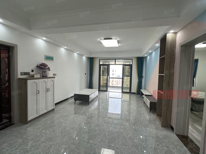 咸宁二手房58同城：清华城旁大平层四室二厅低价出售