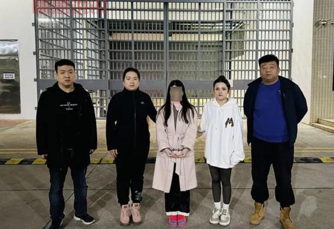 新余万商红发生啥事了？一高铁盗窃嫌疑人在此落网