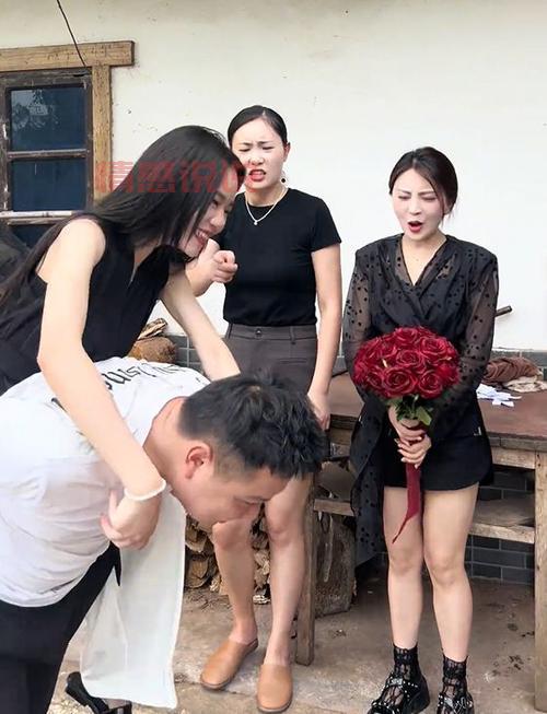 重庆相亲男张先生知乎被围观，他的相亲故事太扎心！