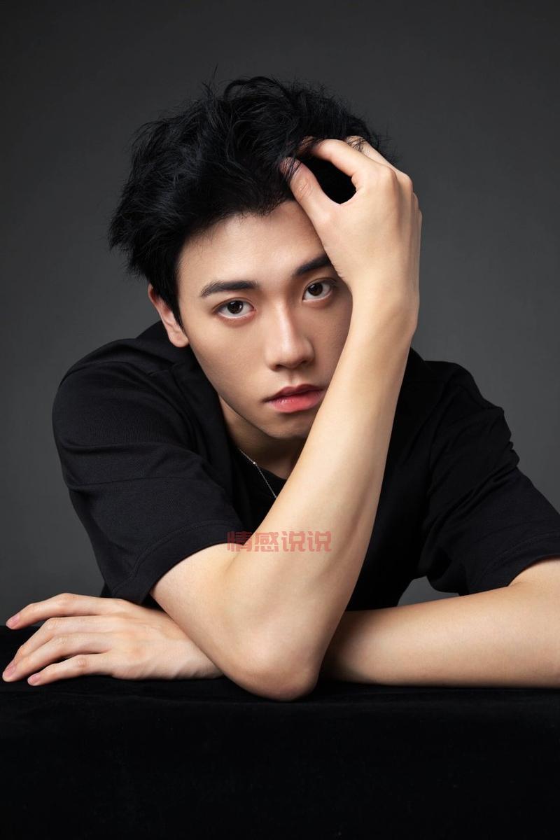 寻找普通中年男人照片？高清图库满足你需求!