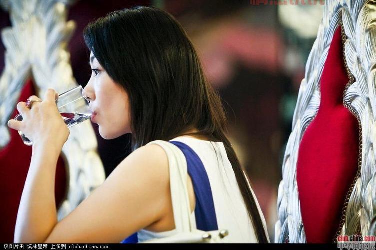 女生征婚怎么写才幽默？这些技巧让你脱颖而出！