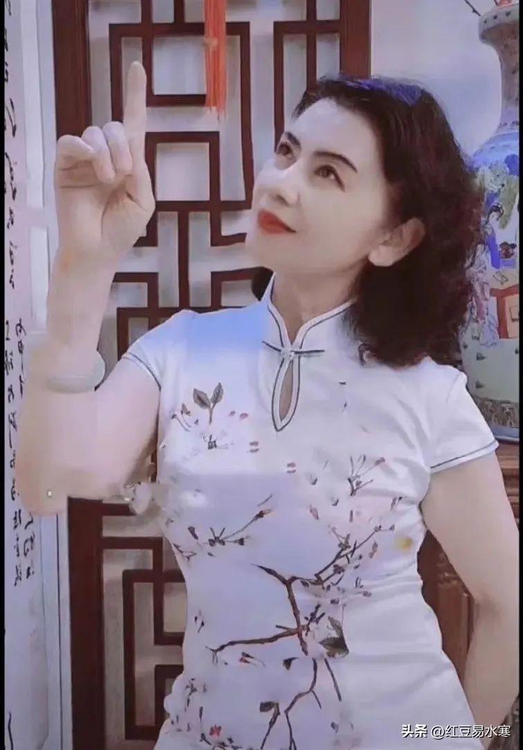 好听淡雅的网名(不爱说话的女孩适合什么网名)