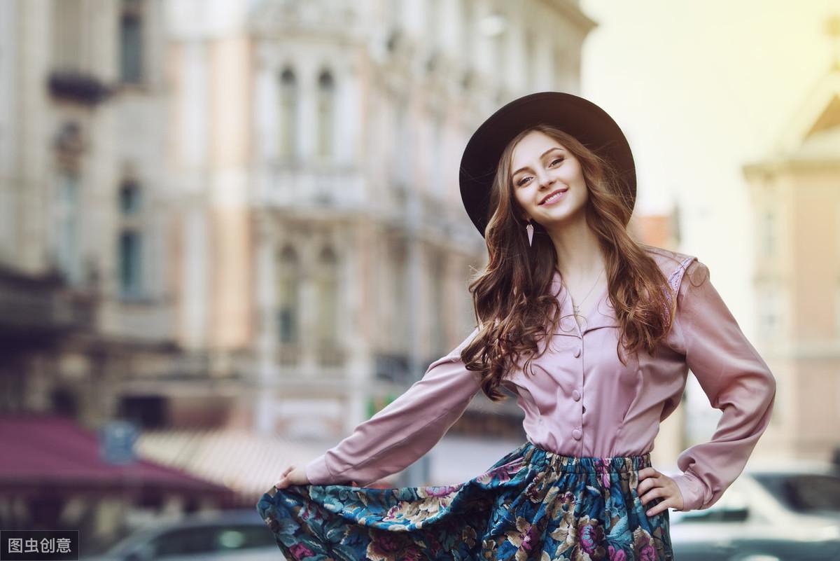 个性签名女生简单气质短语(个性签名女生霸气古风友谊)