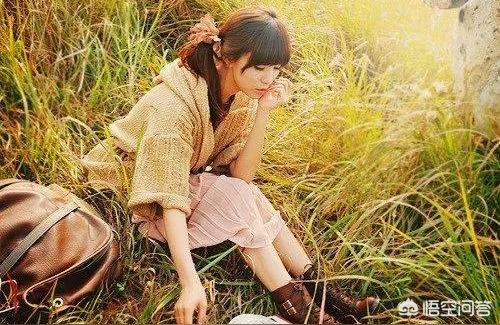 一个人无奈伤感心酸句子(心有千般无奈却无法表达的诗词)