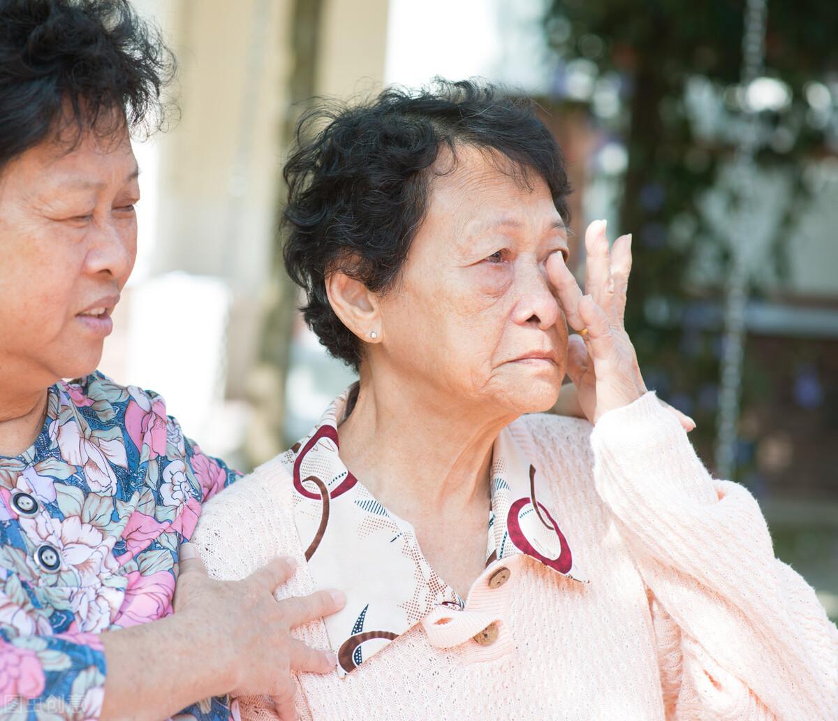 婚后后悔伤感扎心短句(领结婚证那刻你有过后悔吗)