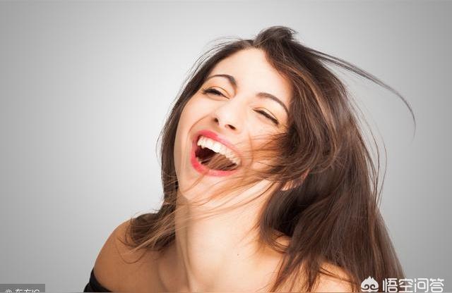 爱情的句子伤感(如何用一个句子描述你的爱情)