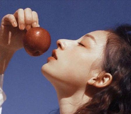 爱情文案甜蜜短句(爱情伤感文案短句干净治愈)