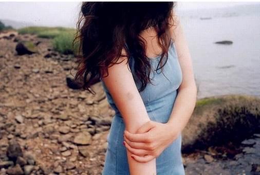 伤感短语6个字(有没有那种既沙雕又搞怪的朋友圈文案)