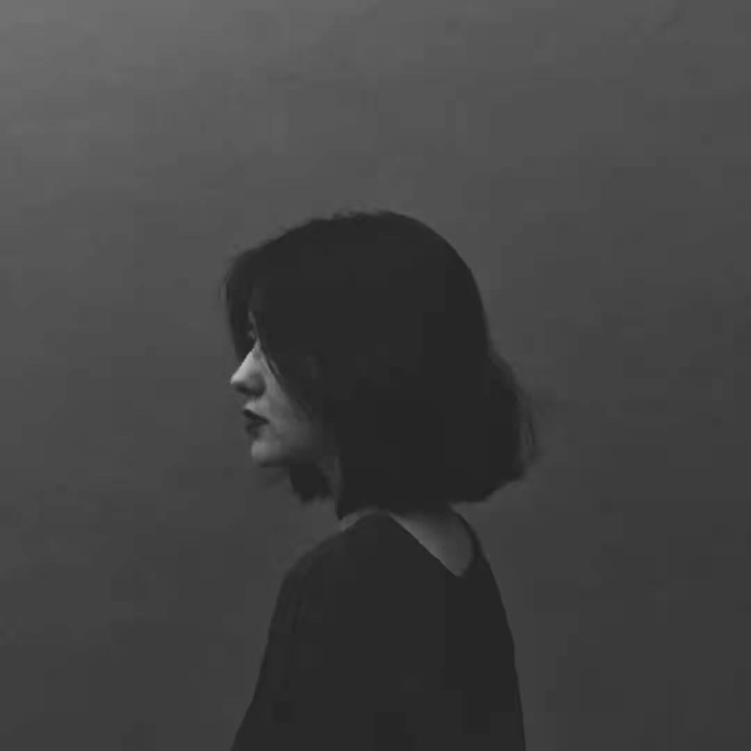 句句扎心的伤感文案(分手后送给前任伤感扎心的文案)