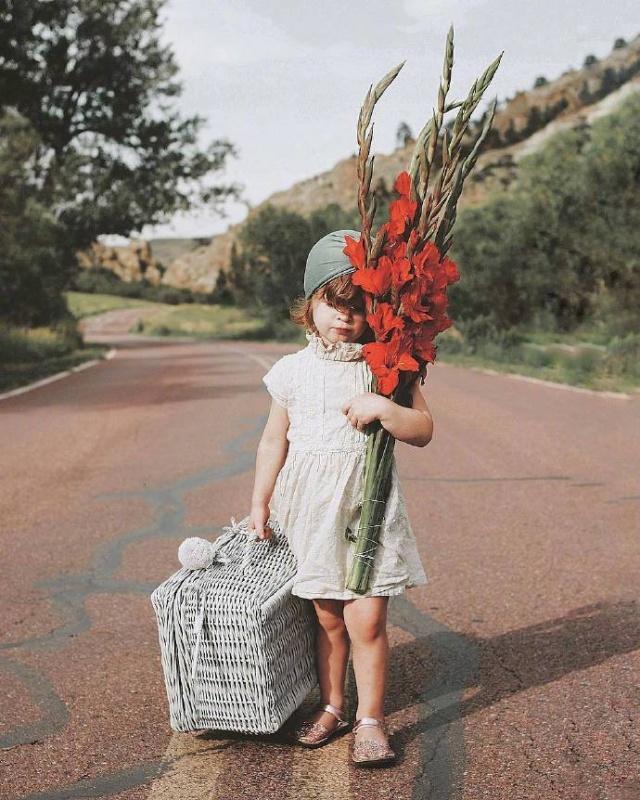 伤感短句扎心4字(扎心语录伤感女学生版)