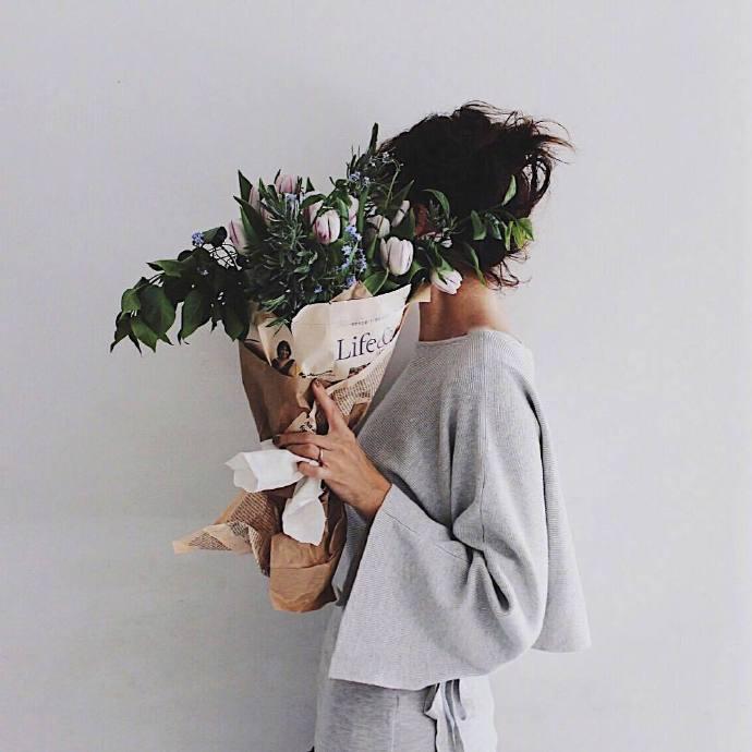 伤感短句扎心文案(子欲养而亲不待伤感文案)