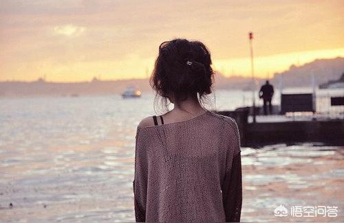 伤感短句子不超十字(情侣之间最忌讳哪些话题)