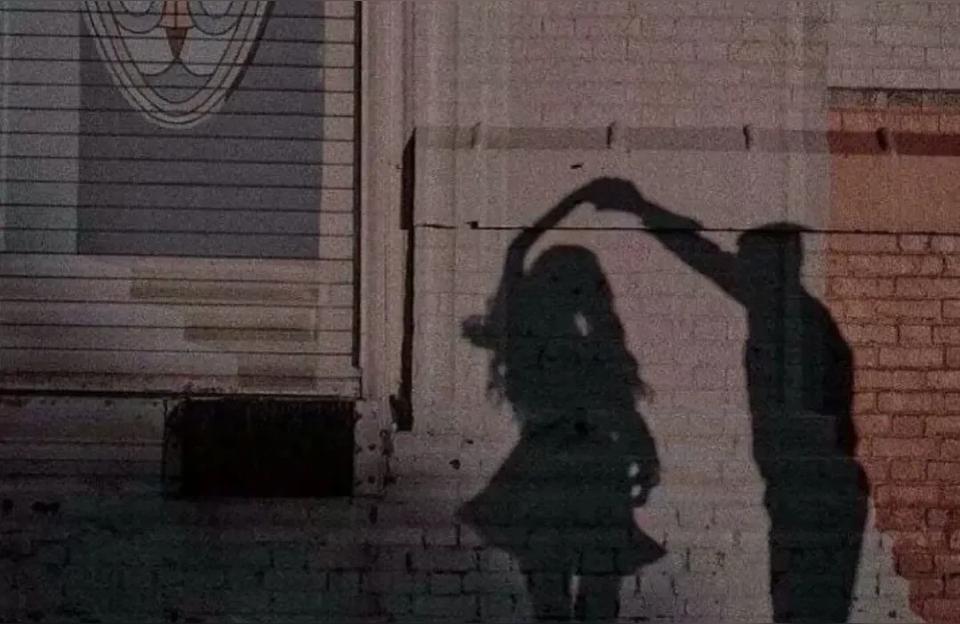 个性签名女生简单气质短句(要40岁女人的网名和个性签名)