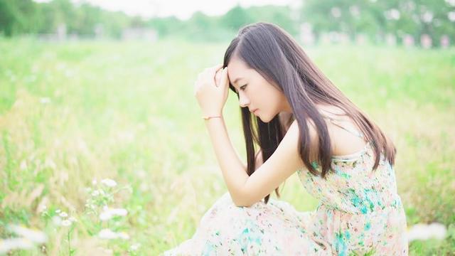 分手伤感短句(分手后表现出了绝情)