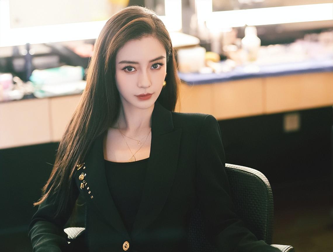 英文名字女生简单气质(名字里带倩字)