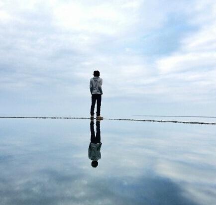 伤感伤感句子句句心痛(你经历过的最悲伤和压抑的事是什么)