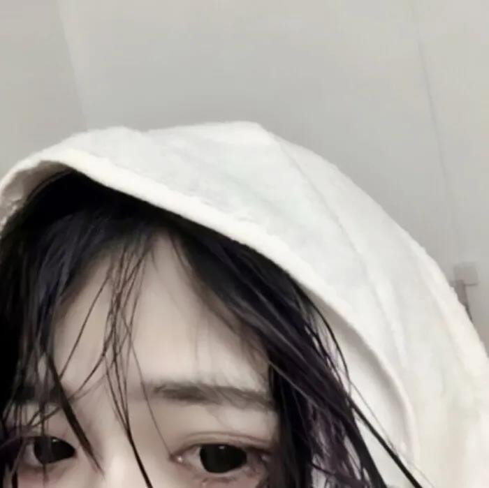 文案短句干净三观正高冷(有哪些很拽的句子)