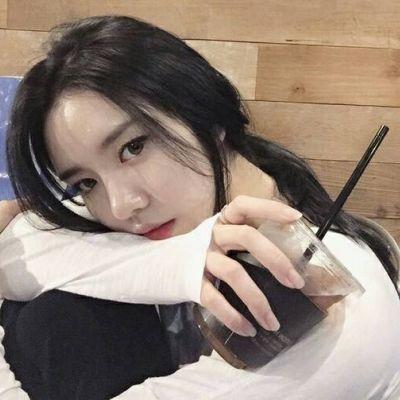 爱情个性说说霸气十足简短(写一首霸气的爱情诗)