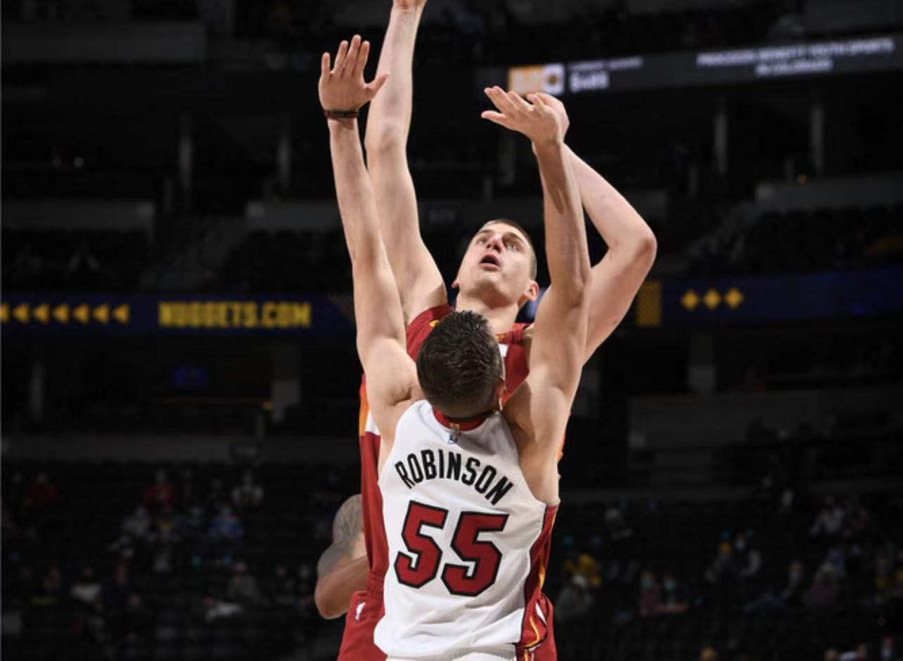 伤感短句文案十字以内(你听过最有意思的墓志铭是什么)