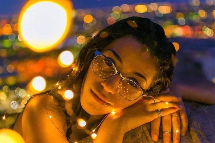 爱情伤感唯美句子(适合发朋友圈的情感语录有什么)