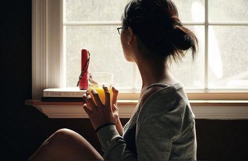 心累心酸的情感句子(50岁男人深夜最无奈心酸的句子)