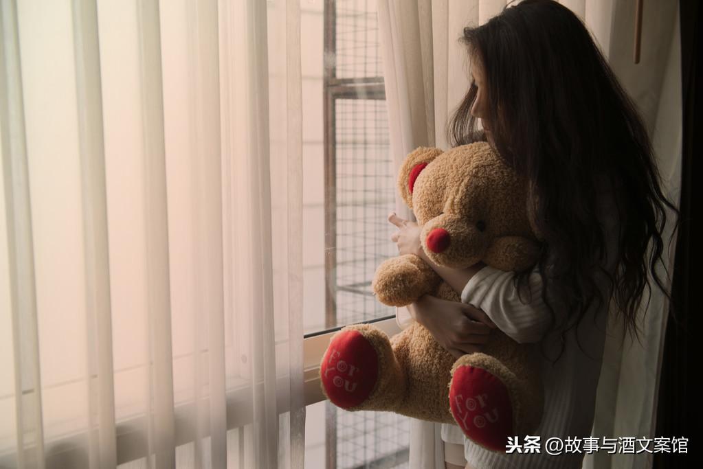 文案馆伤感文案素材无水印(你最大的感触是什么)